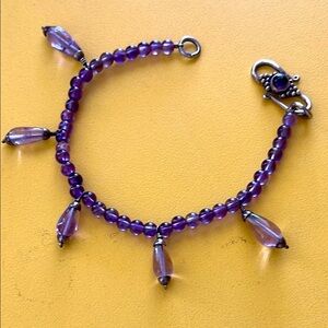 Amethyst beads bracelet ￼